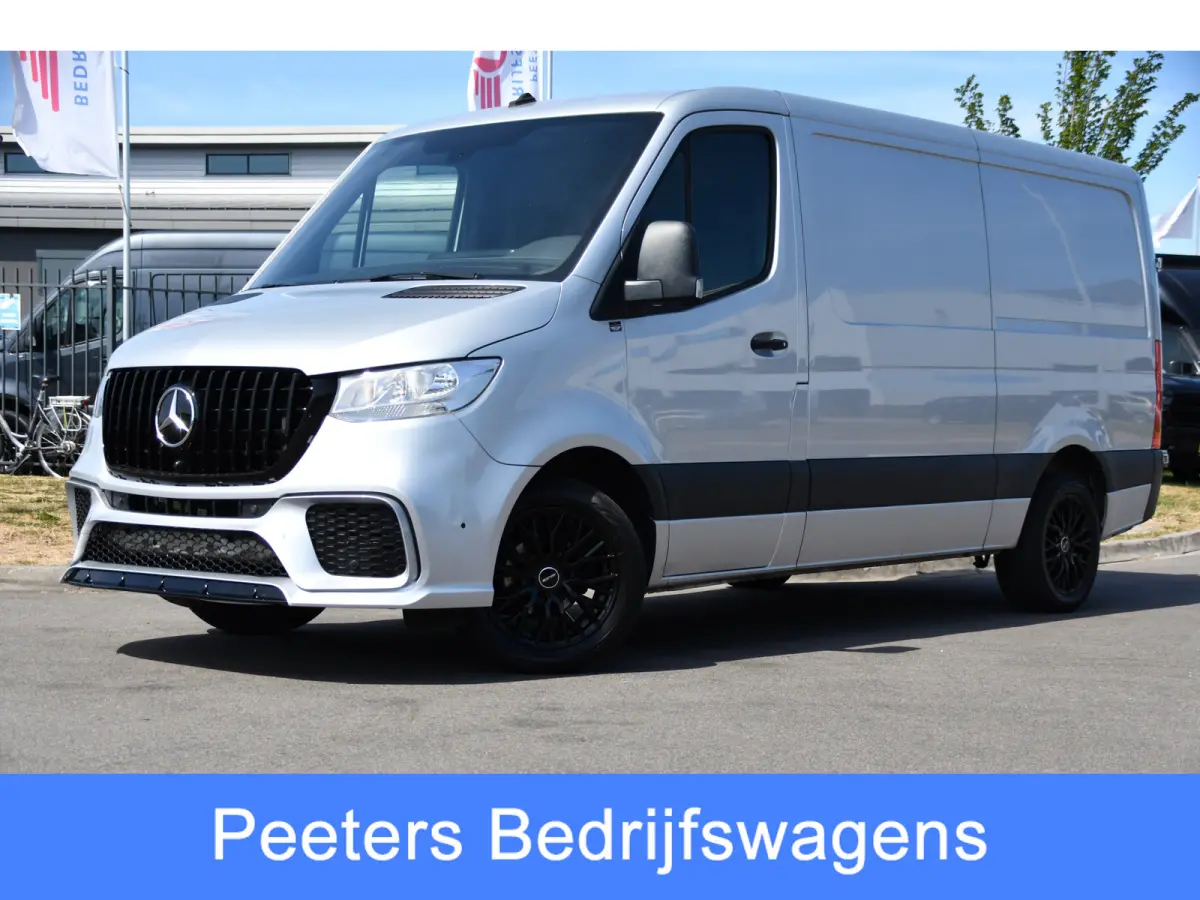317 1.9 CDI L2H1 AMG Edition Camera, Cruise, Carplay, Stoelverwarming, Clima, Geveerde Stoel, Automaat, Multimedia, Uniek!