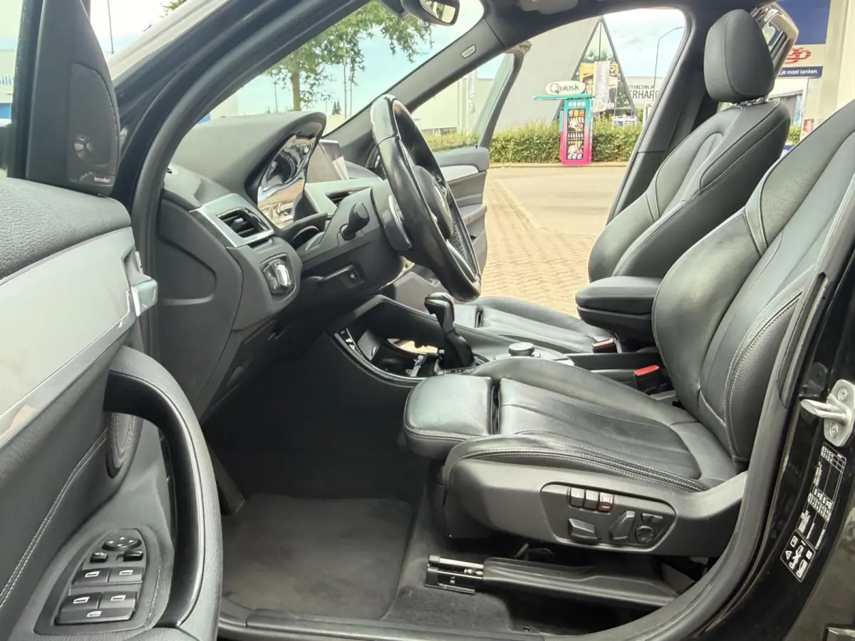 xDrive20i High Executive Automaat 2017 Pano Leder