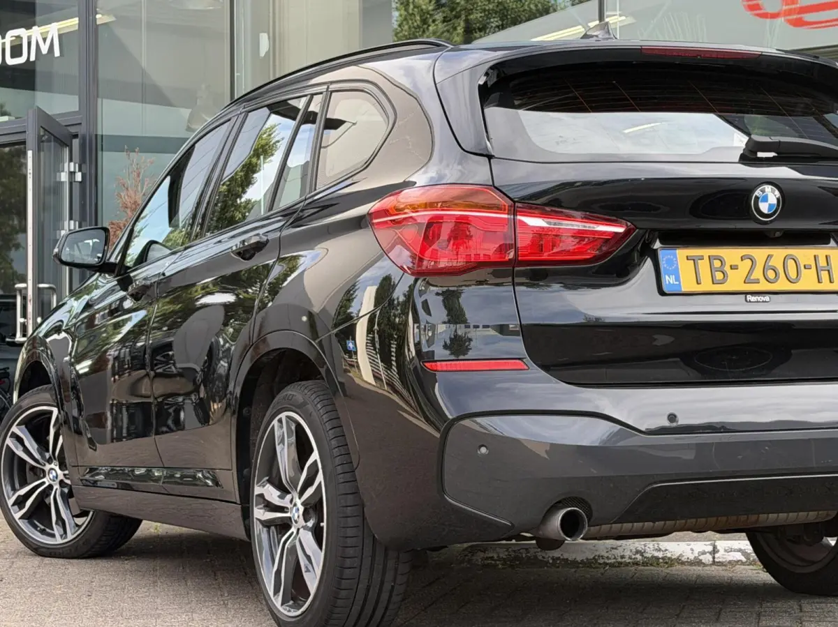xDrive20i High Executive Automaat 2017 Pano Leder