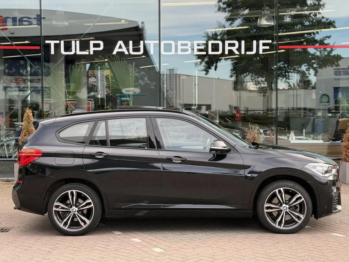 xDrive20i High Executive Automaat 2017 Pano Leder