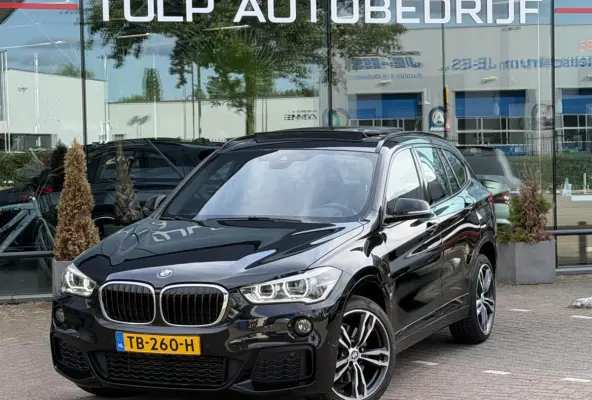 xDrive20i High Executive Automaat 2017 Pano Leder