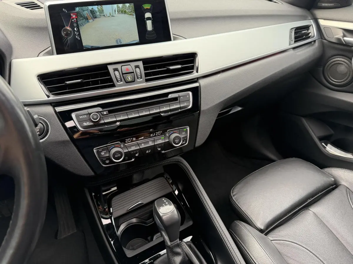 xDrive20i High Executive Automaat 2017 Pano Leder