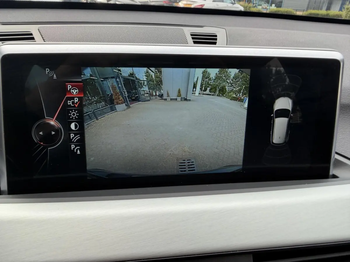 xDrive20i High Executive Automaat 2017 Pano Leder