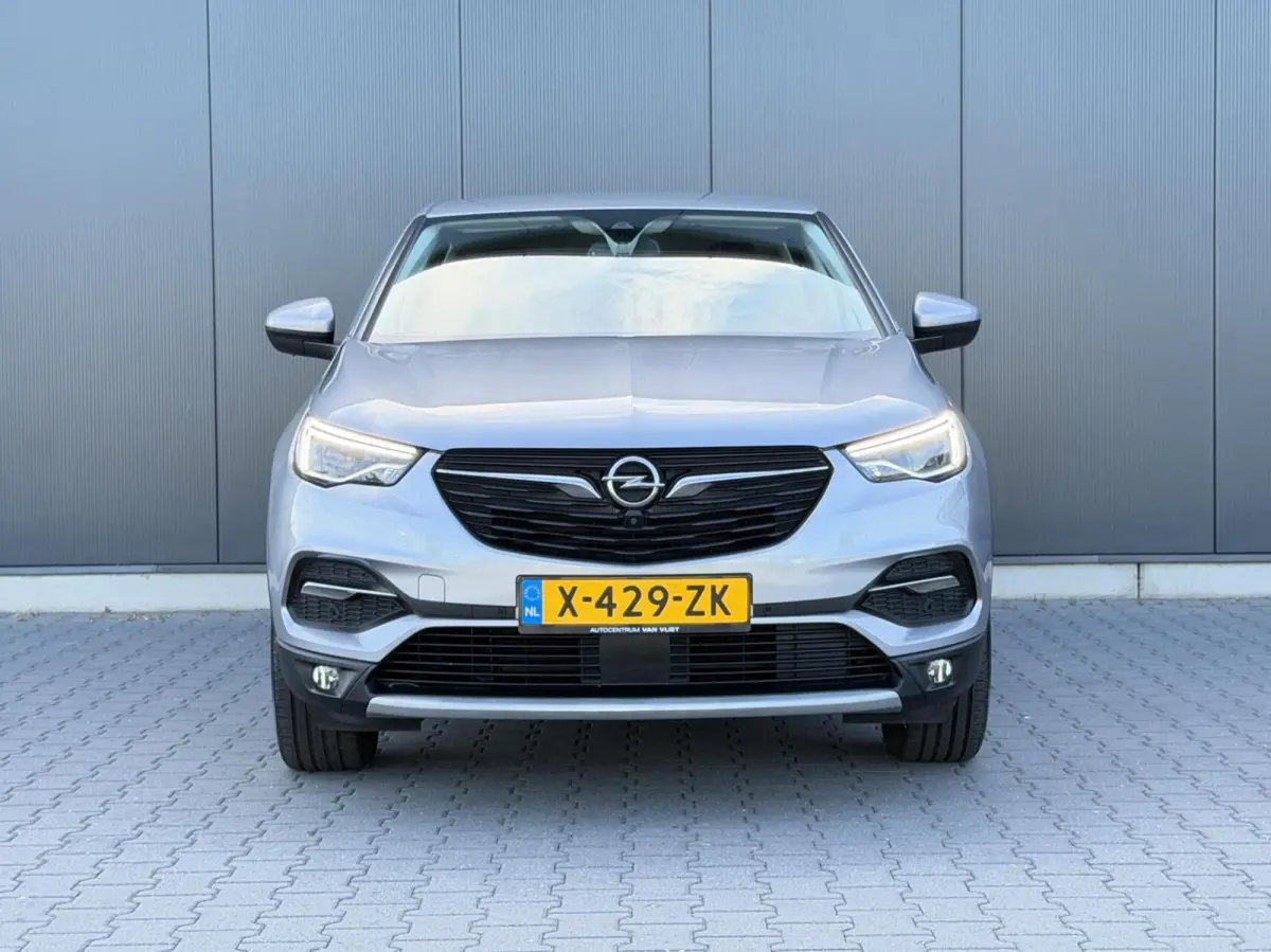 1.2 Turbo Elegance 360° Camera - Navi - LED - 1/2e Leder