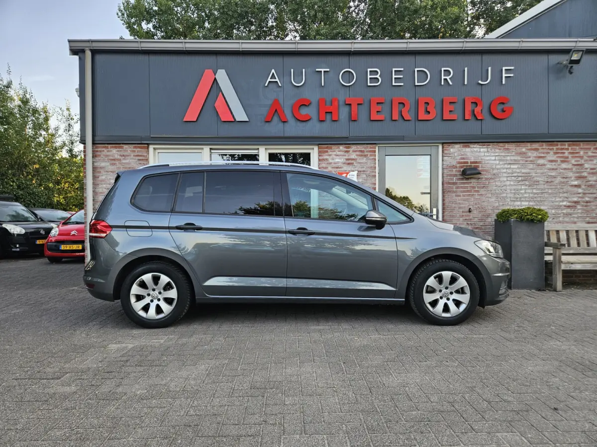 1.0 TSI Comfortline Business Carplay! Trekhaak! Airco/Clima! Cruise Control! Nette Auto!