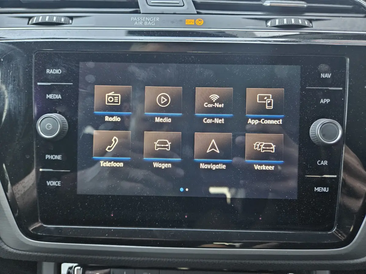 1.0 TSI Comfortline Business Carplay! Trekhaak! Airco/Clima! Cruise Control! Nette Auto!