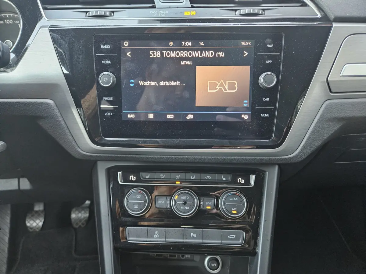 1.0 TSI Comfortline Business Carplay! Trekhaak! Airco/Clima! Cruise Control! Nette Auto!