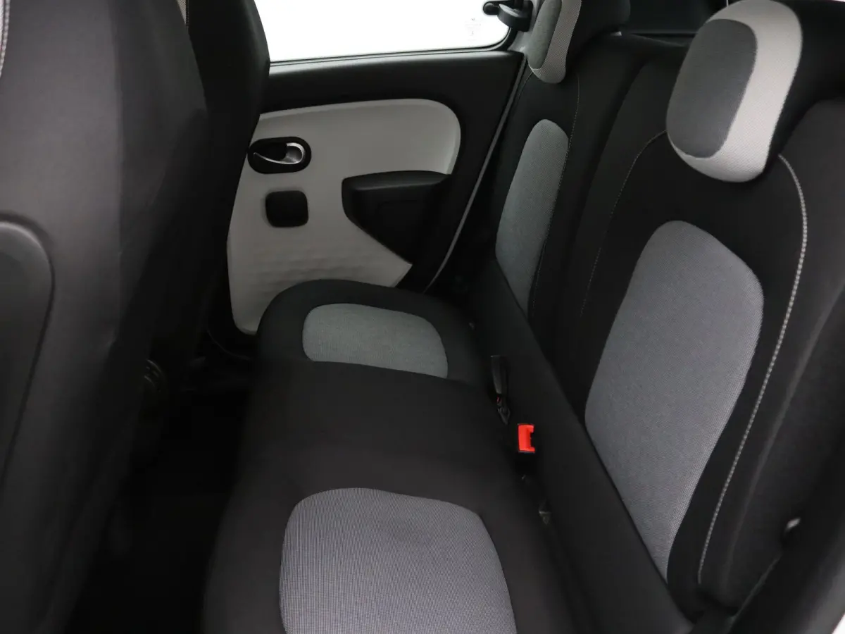 Z.E. R80 E-Tech Equilibre 22 kWh Apple Carplay/Android Auto | Climate
