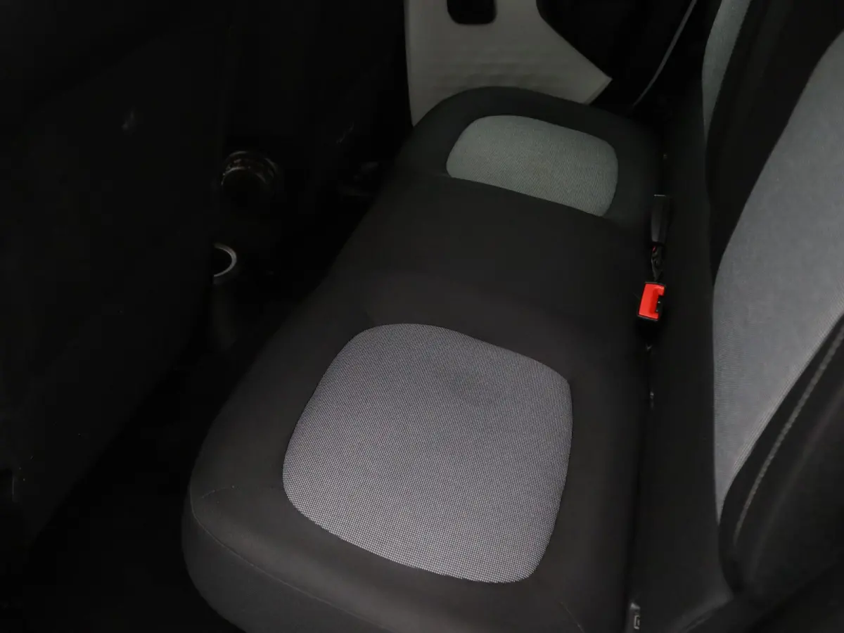 Z.E. R80 E-Tech Equilibre 22 kWh Apple Carplay/Android Auto | Climate