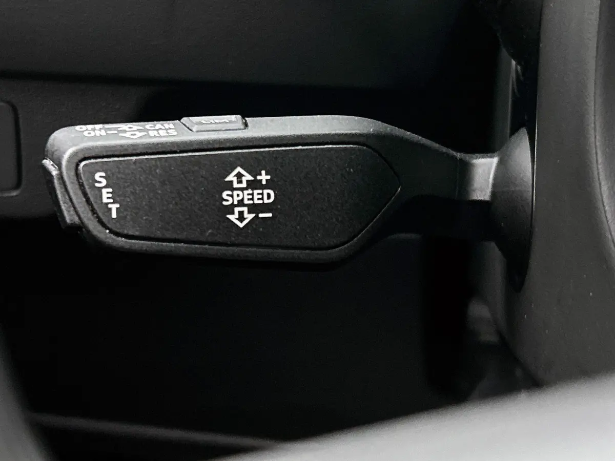 40 Launch edition Advanced 77 kWh | SOH 90% |