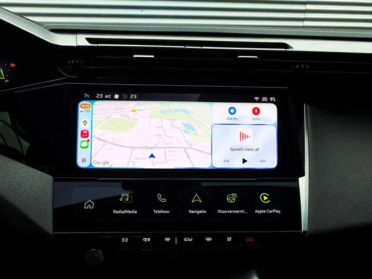 1.2 PureTech GT/ Carplay/keyless /Camera/Panodak/Automaat