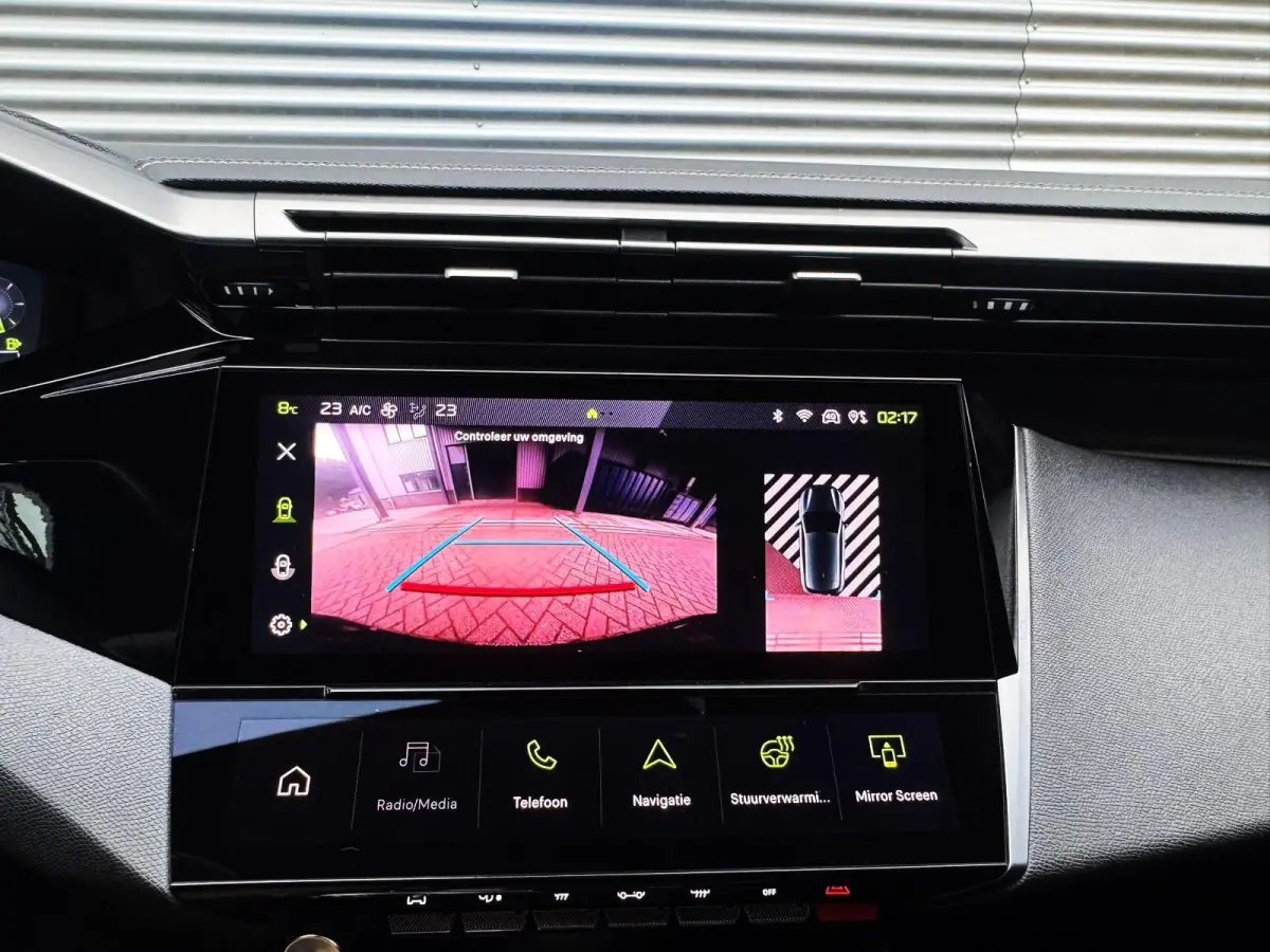 1.2 PureTech GT/ Carplay/keyless /Camera/Panodak/Automaat
