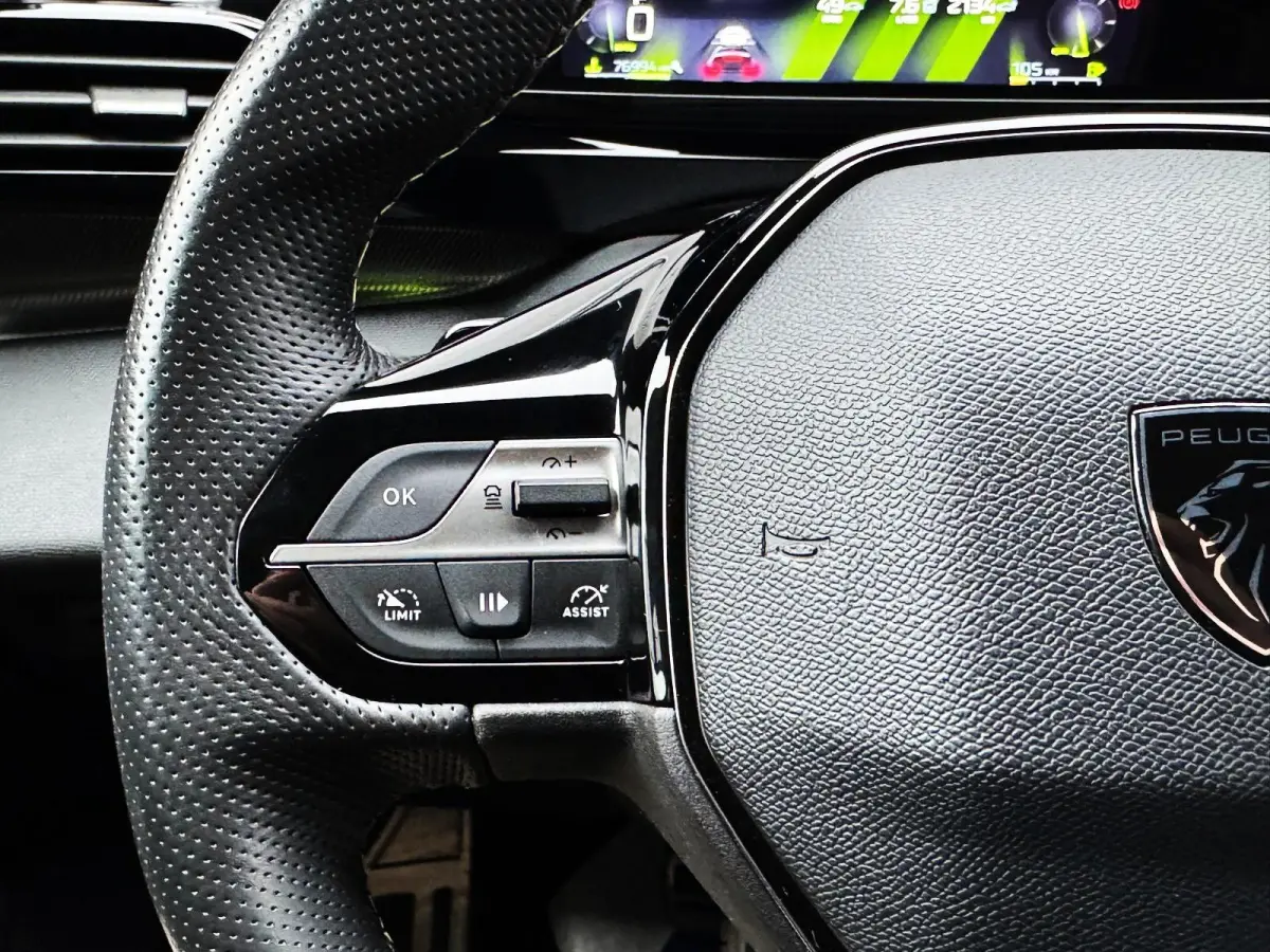1.2 PureTech GT/ Carplay/keyless /Camera/Panodak/Automaat