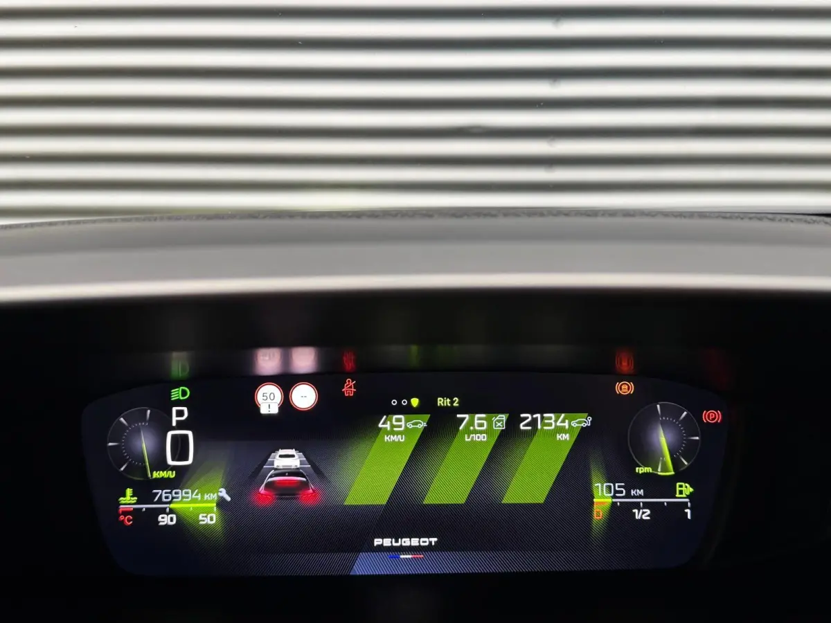 1.2 PureTech GT/ Carplay/keyless /Camera/Panodak/Automaat