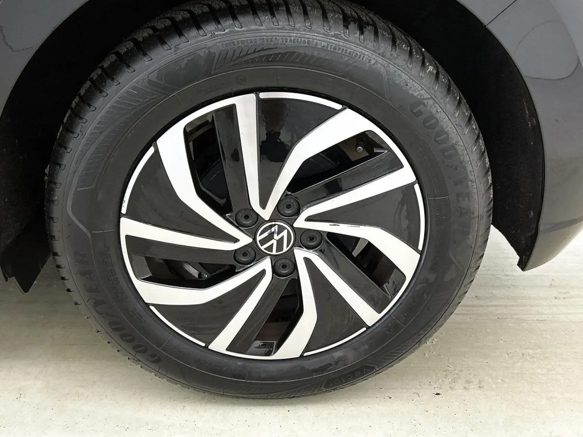 1.0 TSI Life Business