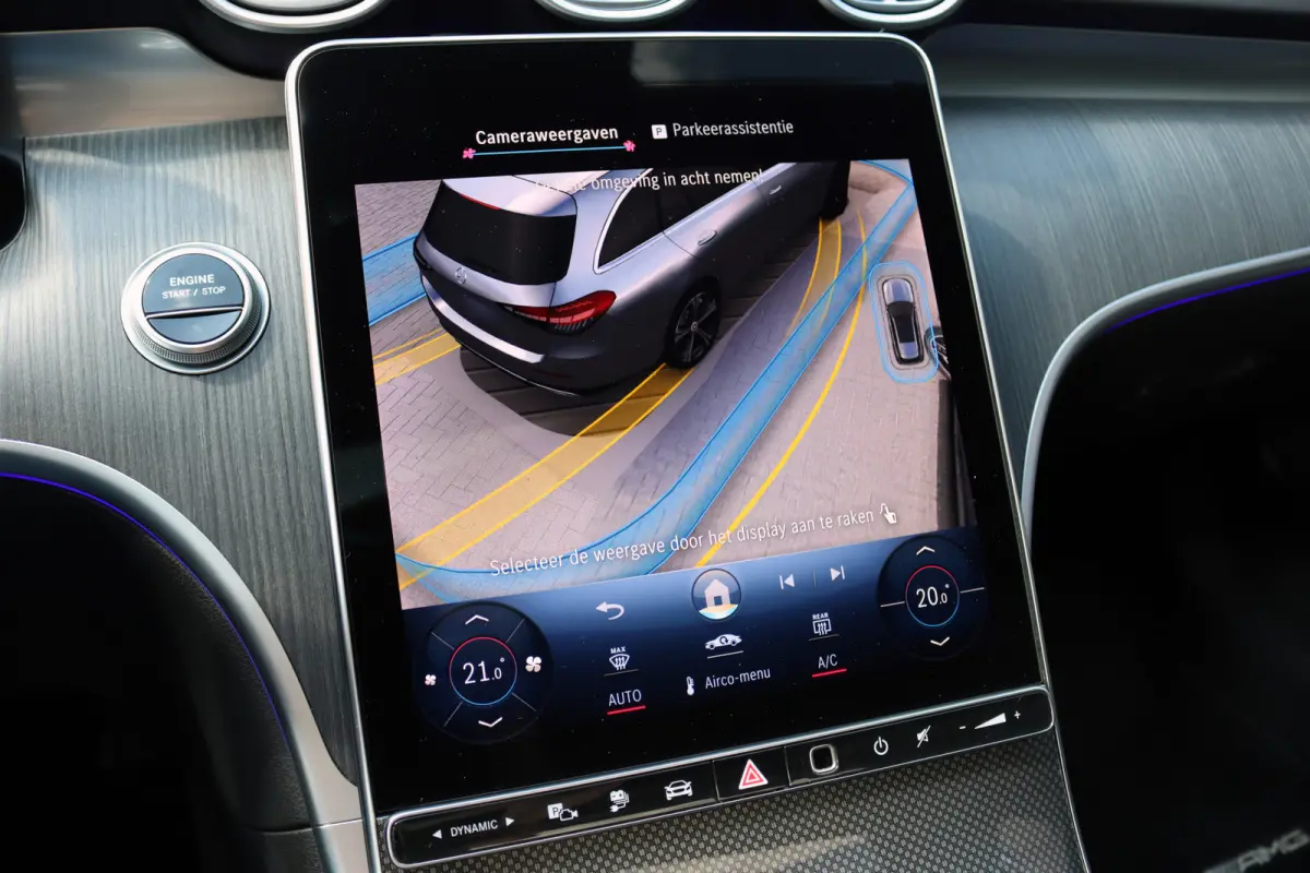300 e AMG Line | Distronic | Panoramadak | Memory | Surround Camera | Verwarmd Stuurwiel | Carplay | Sfeerverlichting Premium |