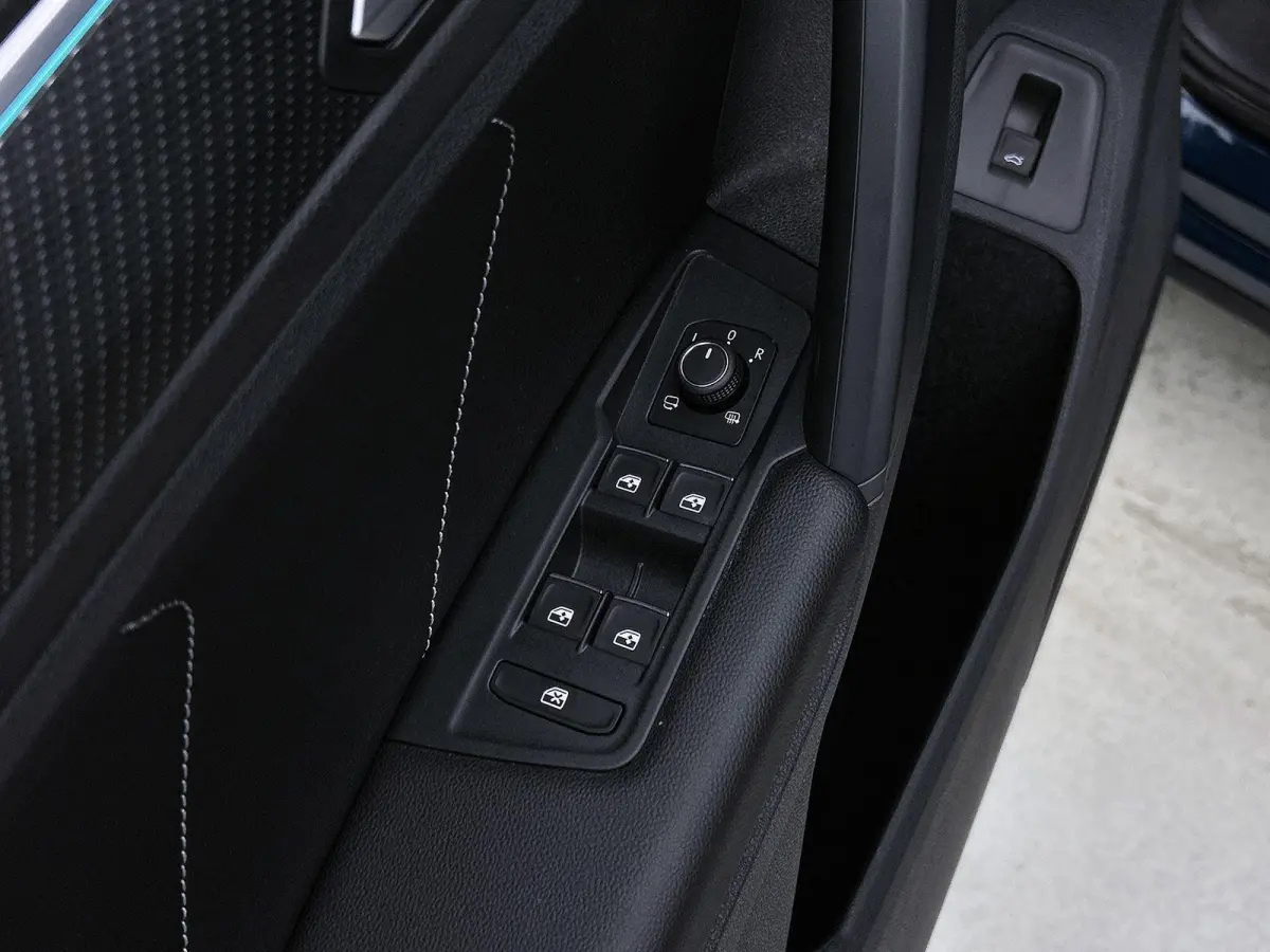 1.5 TSI R-Line Business+