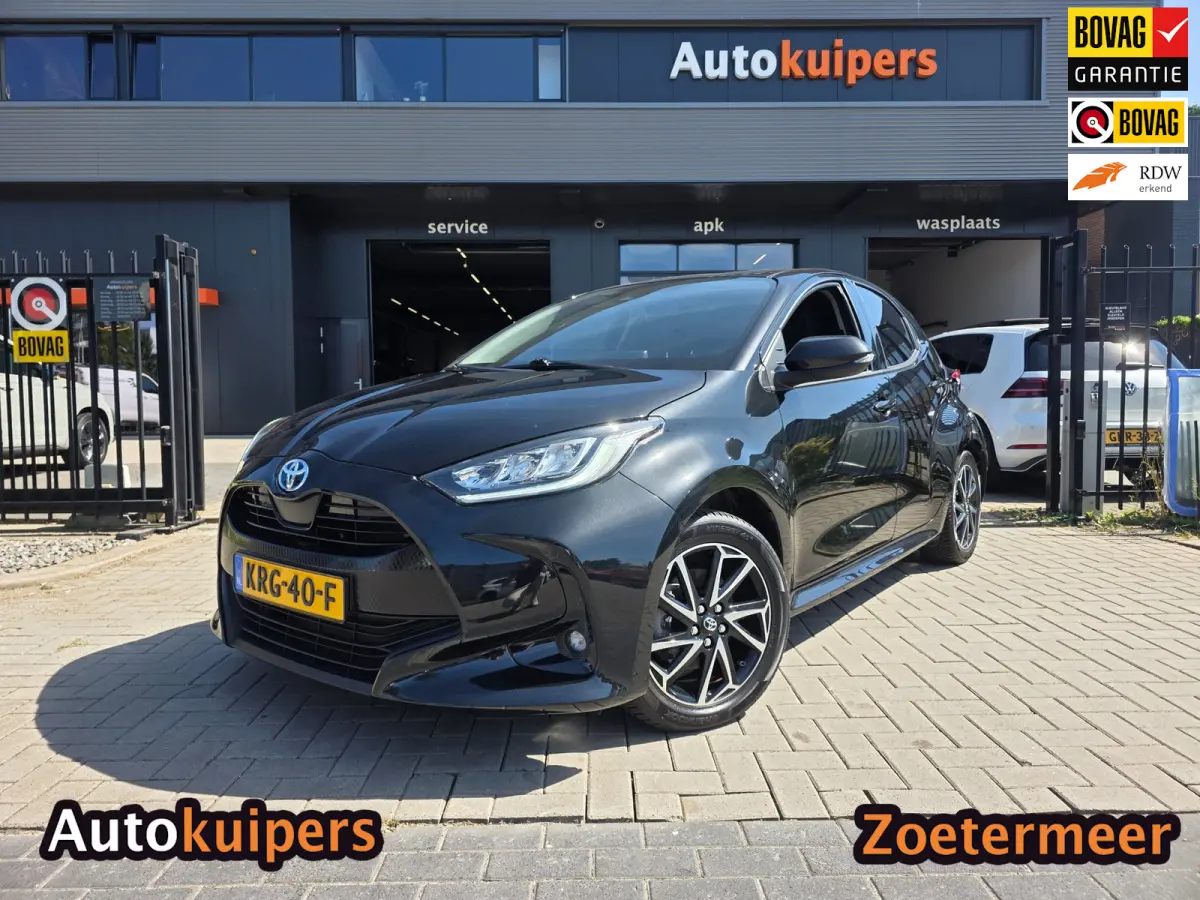 1.5 Hybrid Business Plus | Met o.a. cruise, climate, AppleCarPlay/AndroidAuto, achteruitrijcamera en stoelverwarming!