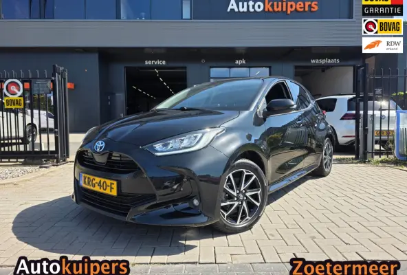 1.5 Hybrid Business Plus | Met o.a. cruise, climate, AppleCarPlay/AndroidAuto, achteruitrijcamera en stoelverwarming!