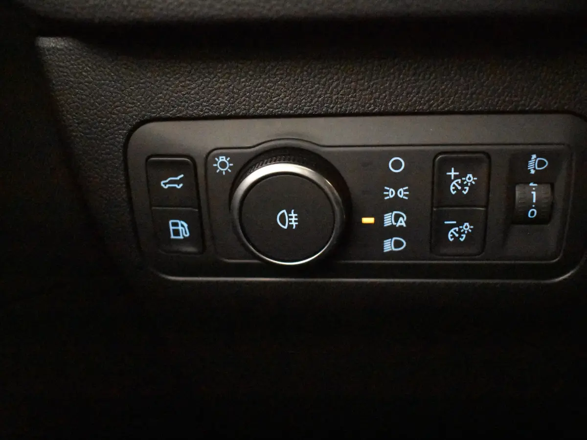 2.5 PHEV ST-Line X 243 PK AUTO | 360gr Camera | Elekt stoel met memory | App connect | Keyless | Dodehoek | Parkeer assistent | Stoel/stuur verwarming | Navi | Led | DAB | 18"LMV