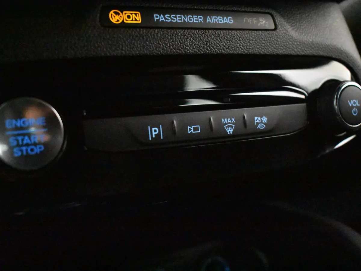 2.5 PHEV ST-Line X 243 PK AUTO | 360gr Camera | Elekt stoel met memory | App connect | Keyless | Dodehoek | Parkeer assistent | Stoel/stuur verwarming | Navi | Led | DAB | 18"LMV