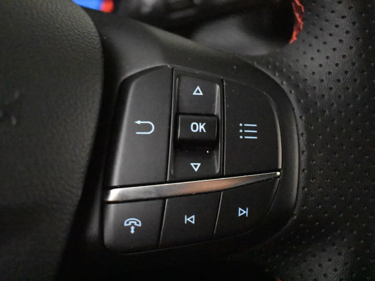 2.5 PHEV ST-Line X 243 PK AUTO | 360gr Camera | Elekt stoel met memory | App connect | Keyless | Dodehoek | Parkeer assistent | Stoel/stuur verwarming | Navi | Led | DAB | 18"LMV