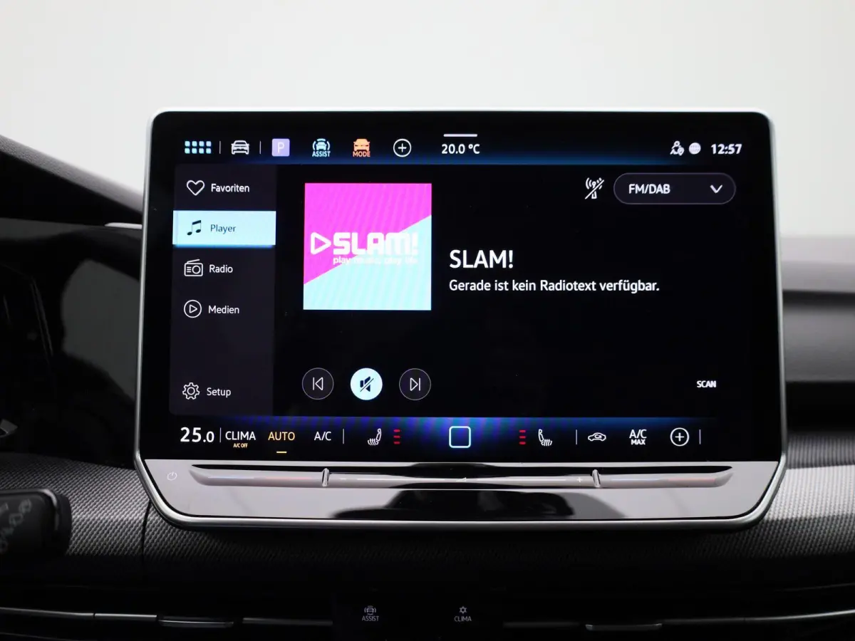 1.5 eTSI R-Line Edition 150 PK| Stoelverwarming | Stuurwielverwarming | Achteruitrijcamera | Parkeersensoren | APple Carplay Draadloos | Sfeerverlichting