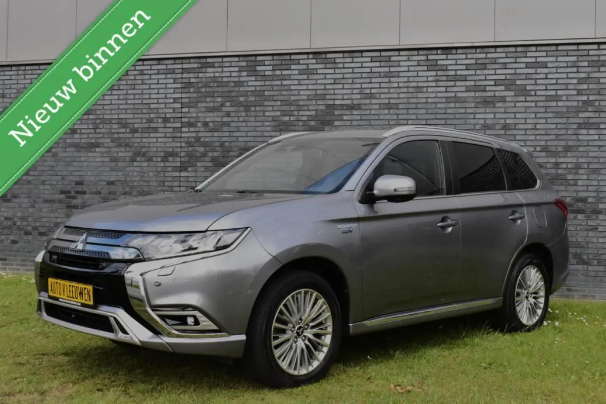 2.4 PHEV Diamand Edition LEDER/TREKHAAK/360º CAMERA/ETC,!