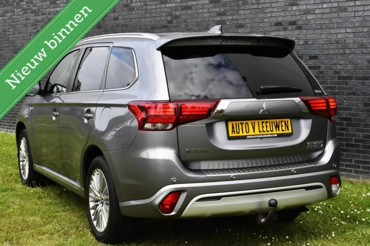 2.4 PHEV Diamand Edition LEDER/TREKHAAK/360º CAMERA/ETC,!