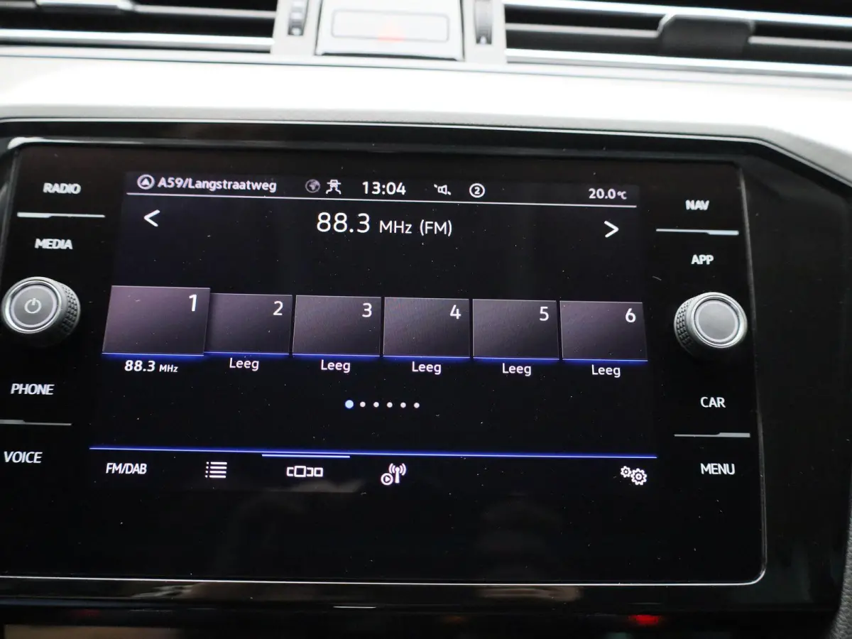 2.0 TDI Business | TREKHAAK | ADAPTIEF CRUISECONTROL | CAMERA | KEYLESS | ELEK.STOEL MET GEHEUGEN | STOELVERWARMING | CLIMATE CONTROL |