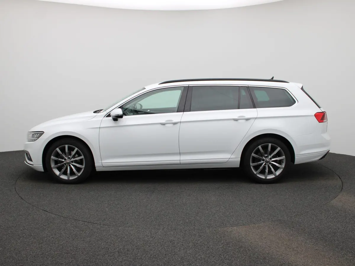 2.0 TDI Business | TREKHAAK | ADAPTIEF CRUISECONTROL | CAMERA | KEYLESS | ELEK.STOEL MET GEHEUGEN | STOELVERWARMING | CLIMATE CONTROL |