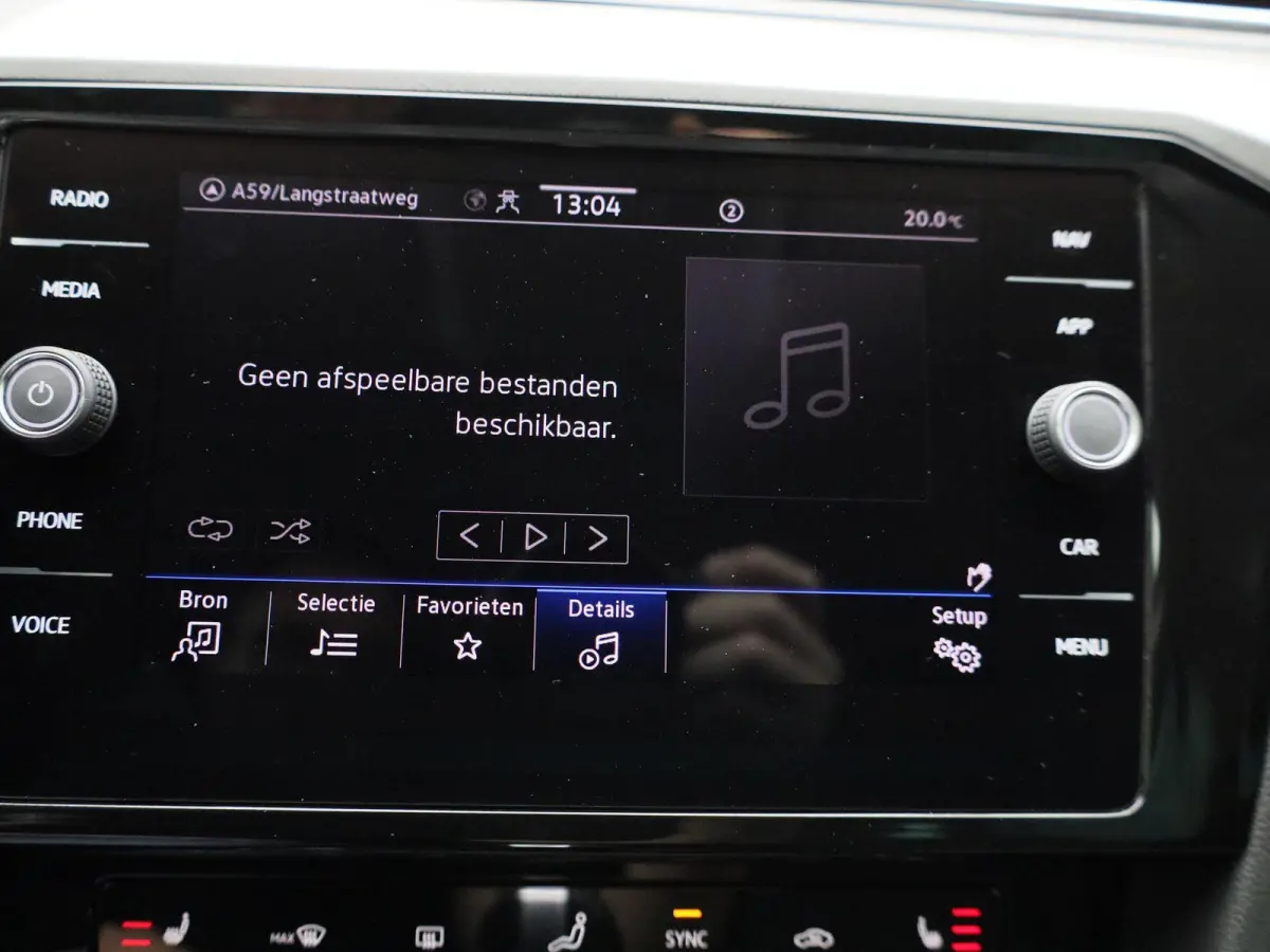 2.0 TDI Business | TREKHAAK | ADAPTIEF CRUISECONTROL | CAMERA | KEYLESS | ELEK.STOEL MET GEHEUGEN | STOELVERWARMING | CLIMATE CONTROL |