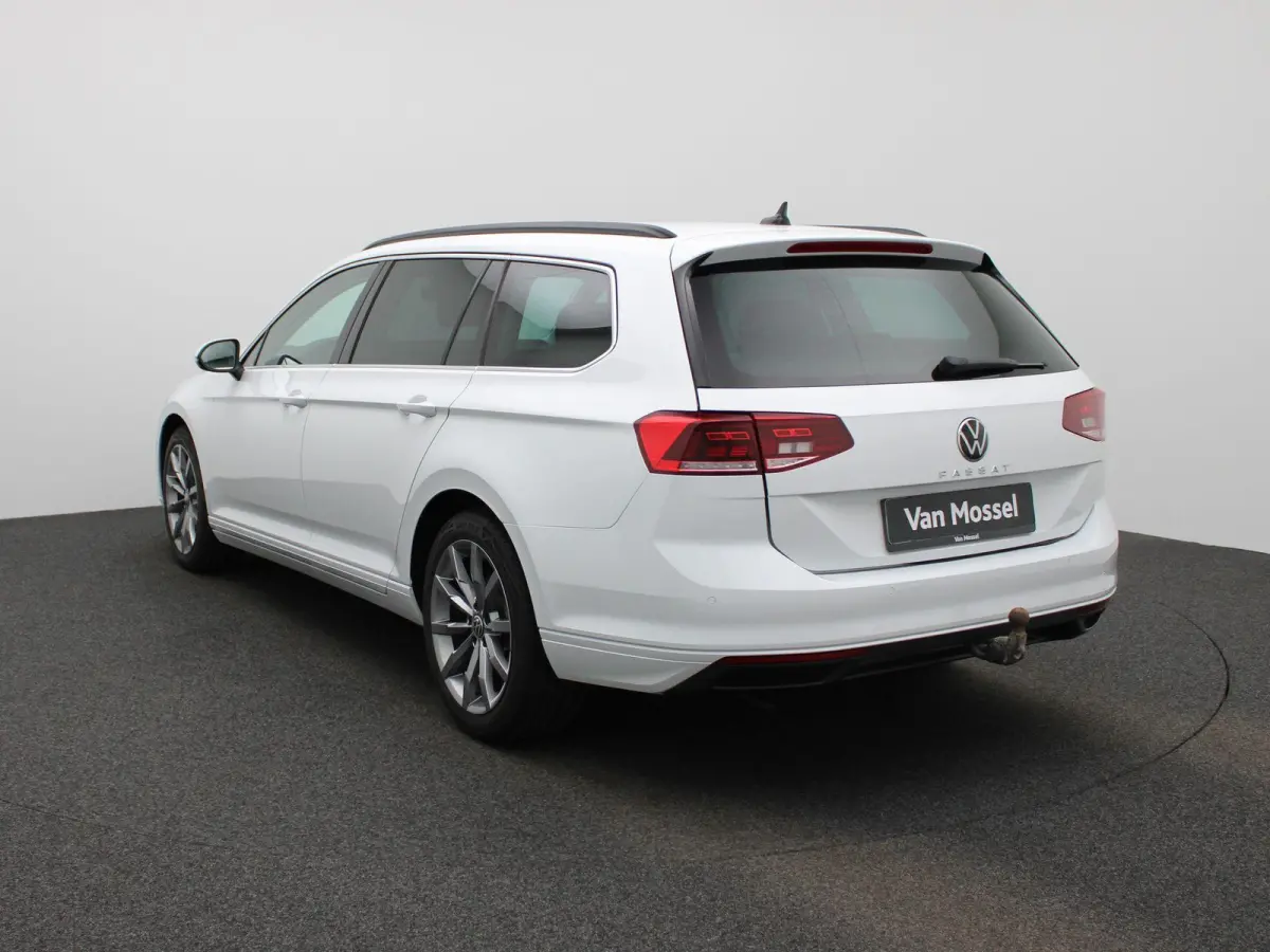 2.0 TDI Business | TREKHAAK | ADAPTIEF CRUISECONTROL | CAMERA | KEYLESS | ELEK.STOEL MET GEHEUGEN | STOELVERWARMING | CLIMATE CONTROL |