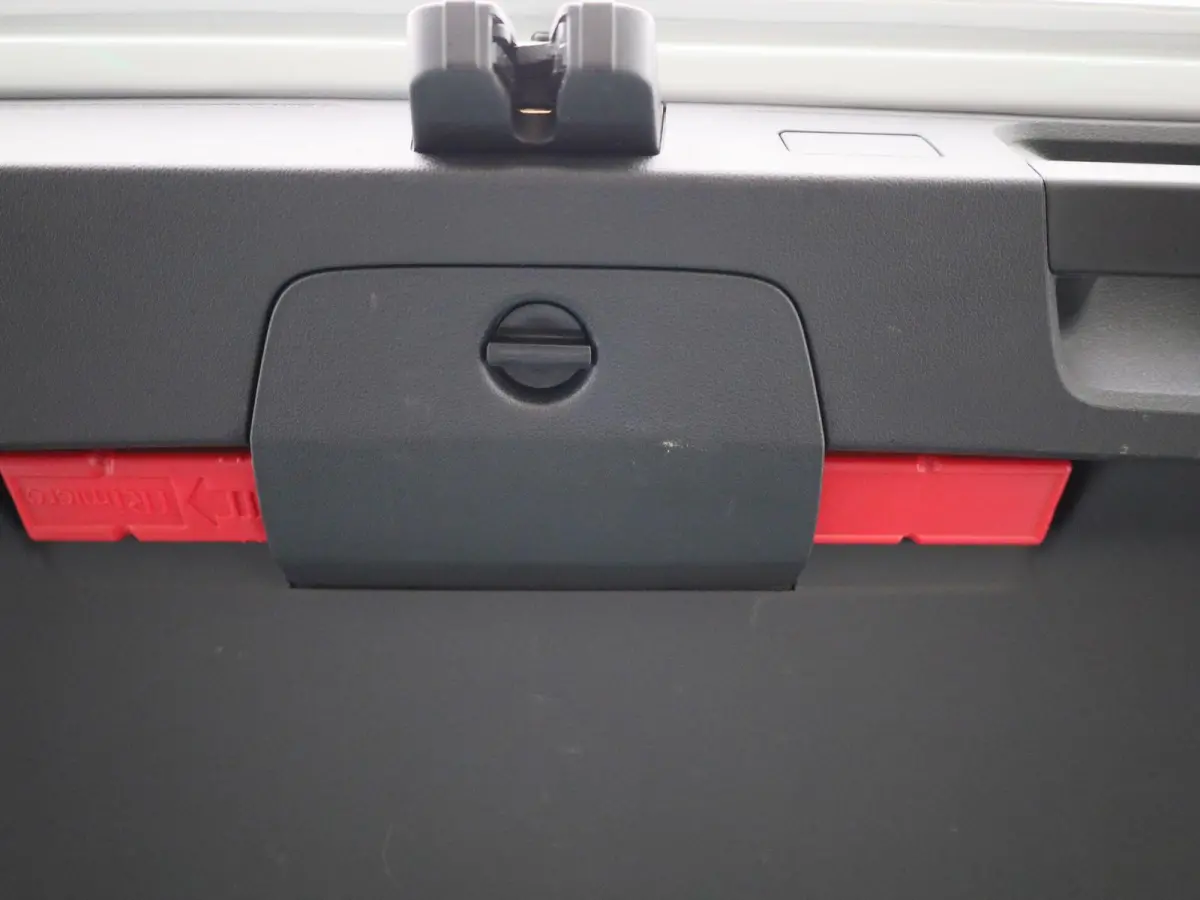 2.0 TDI Business | TREKHAAK | ADAPTIEF CRUISECONTROL | CAMERA | KEYLESS | ELEK.STOEL MET GEHEUGEN | STOELVERWARMING | CLIMATE CONTROL |