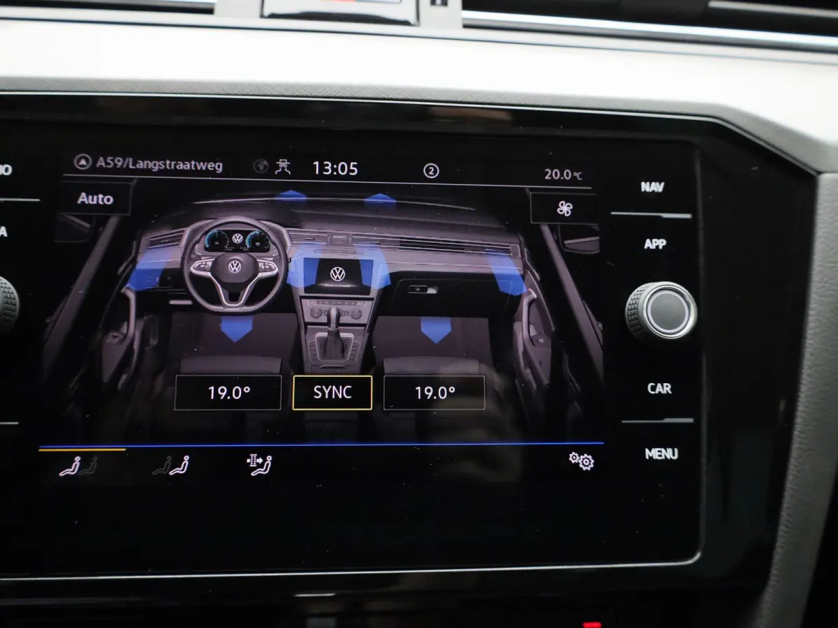 2.0 TDI Business | TREKHAAK | ADAPTIEF CRUISECONTROL | CAMERA | KEYLESS | ELEK.STOEL MET GEHEUGEN | STOELVERWARMING | CLIMATE CONTROL |
