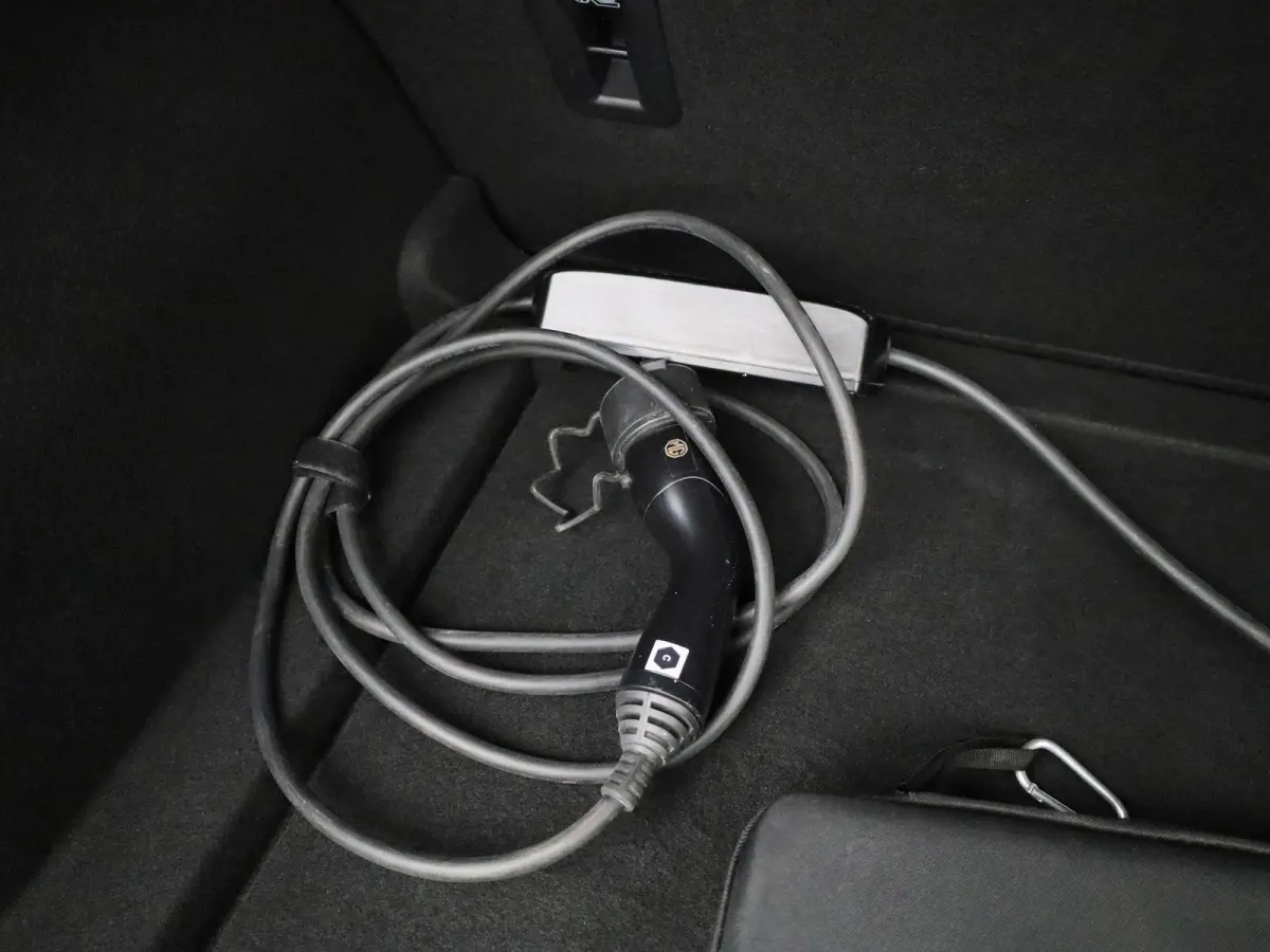 MG4 51 kWh Standard | PARKEERSENSOREN | CLIMATE CONTROL | APPLE CARPLAY | LED | KEYLESS | LMV |