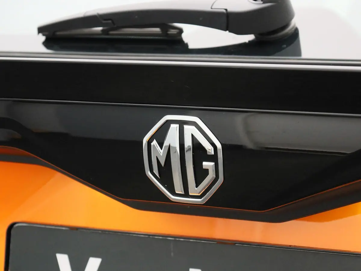 MG4 51 kWh Standard | PARKEERSENSOREN | CLIMATE CONTROL | APPLE CARPLAY | LED | KEYLESS | LMV |
