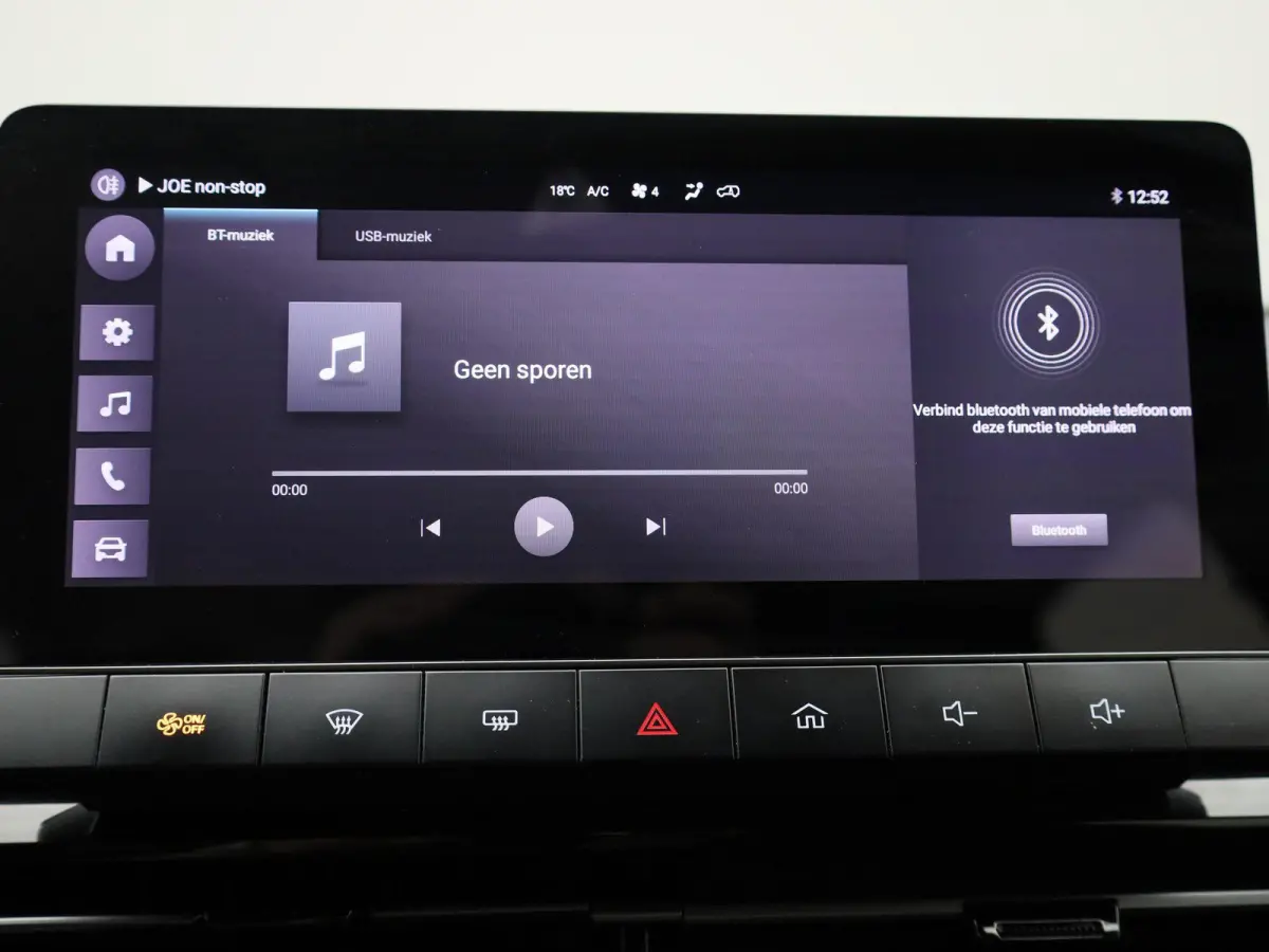 MG4 51 kWh Standard | PARKEERSENSOREN | CLIMATE CONTROL | APPLE CARPLAY | LED | KEYLESS | LMV |
