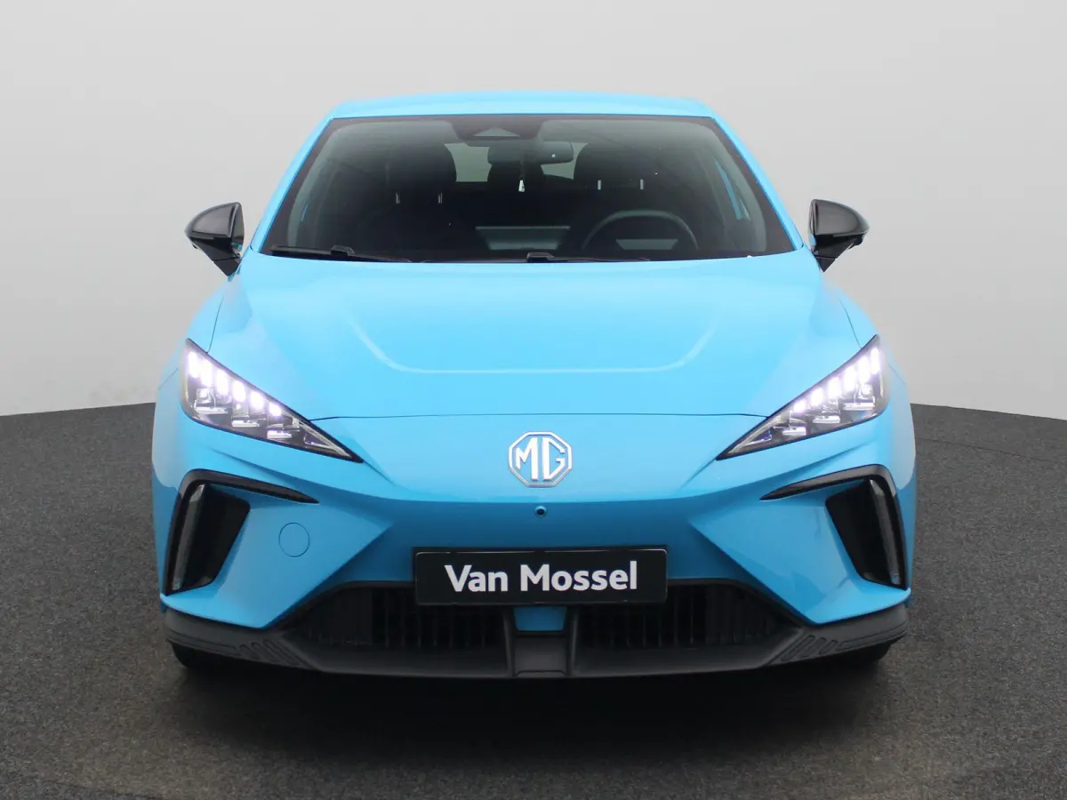 Luxury Long Range 64 Kwh | Navi | Camera | Led Koplampen | Stoelverwarming | CarPlay | MG i-Smart App | Keyless Entry & Go |