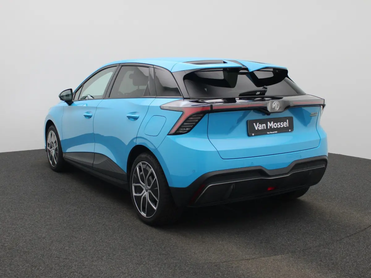 Luxury Long Range 64 Kwh | Navi | Camera | Led Koplampen | Stoelverwarming | CarPlay | MG i-Smart App | Keyless Entry & Go |