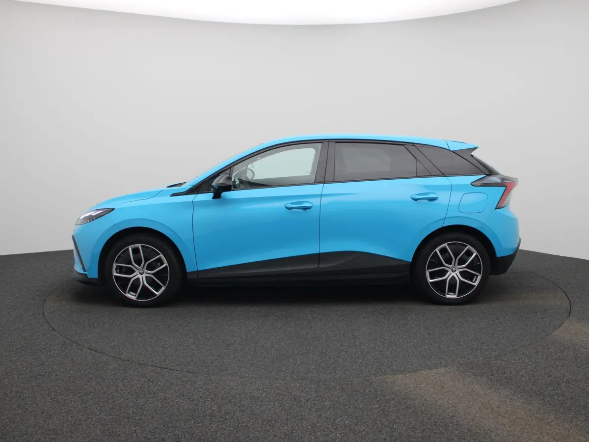 Luxury Long Range 64 Kwh | Navi | Camera | Led Koplampen | Stoelverwarming | CarPlay | MG i-Smart App | Keyless Entry & Go |