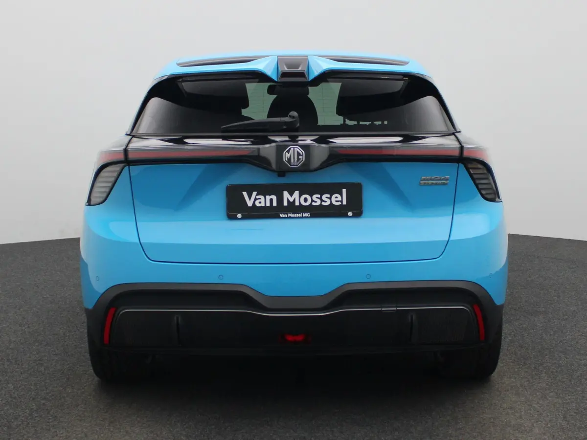 Luxury Long Range 64 Kwh | Navi | Camera | Led Koplampen | Stoelverwarming | CarPlay | MG i-Smart App | Keyless Entry & Go |