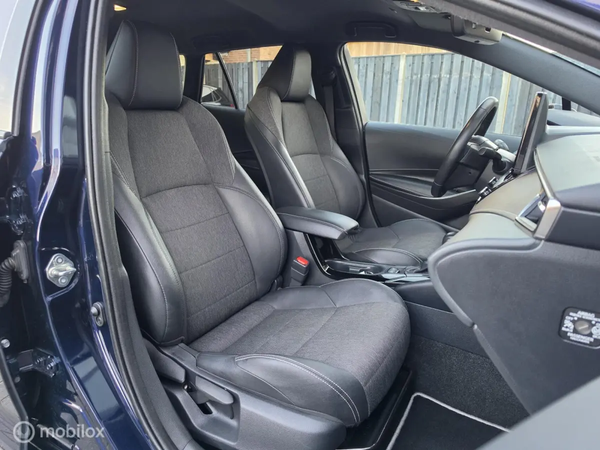 HYBRID ACC CARPLAY CAMERA NAVI