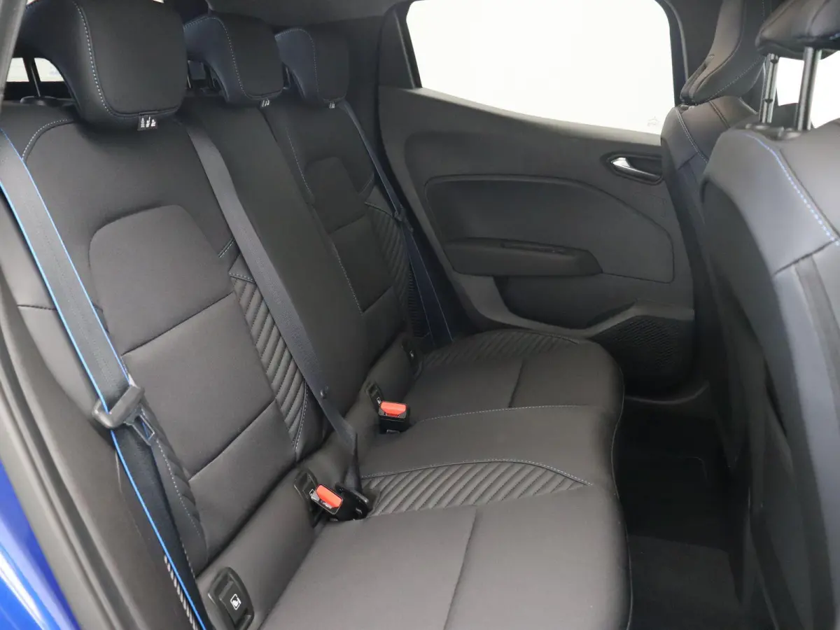 E-Tech Full Hybrid 145pk esprit Alpine | Stoel- en stuurwielverwarming | Digitaal dashboard | Adaptieve cruise control |