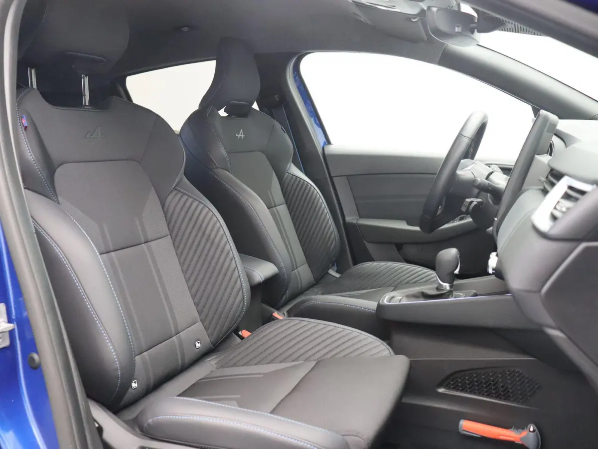 E-Tech Full Hybrid 145pk esprit Alpine | Stoel- en stuurwielverwarming | Digitaal dashboard | Adaptieve cruise control |