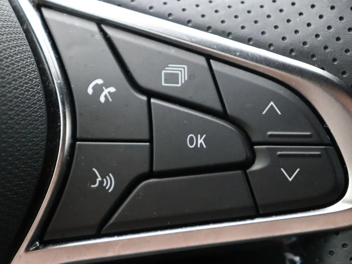 E-Tech Full Hybrid 145pk esprit Alpine | Stoel- en stuurwielverwarming | Digitaal dashboard | Adaptieve cruise control |