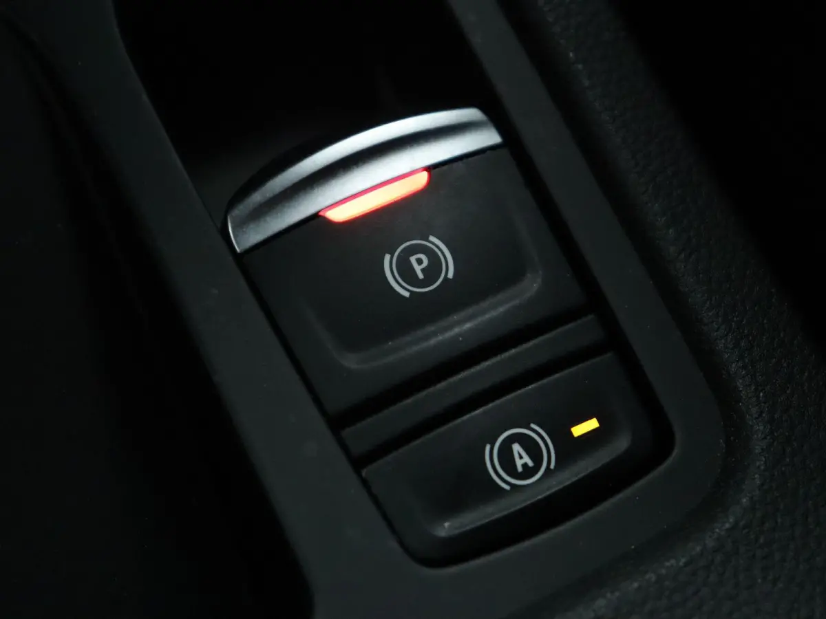 E-Tech Full Hybrid 145pk esprit Alpine | Stoel- en stuurwielverwarming | Digitaal dashboard | Adaptieve cruise control |