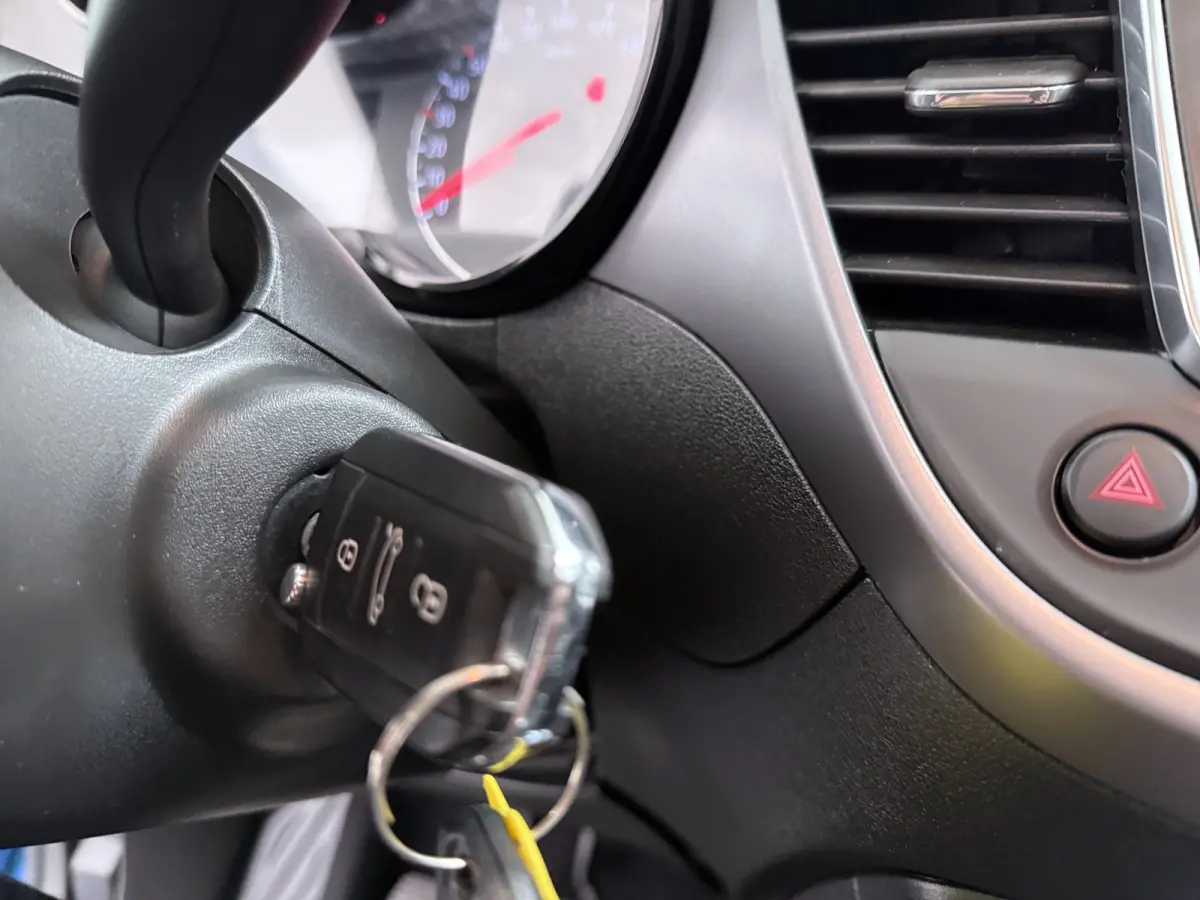 1.2 Turbo Innovation | Airco (handmatig) | Cruise control | LED dagrijverlichting