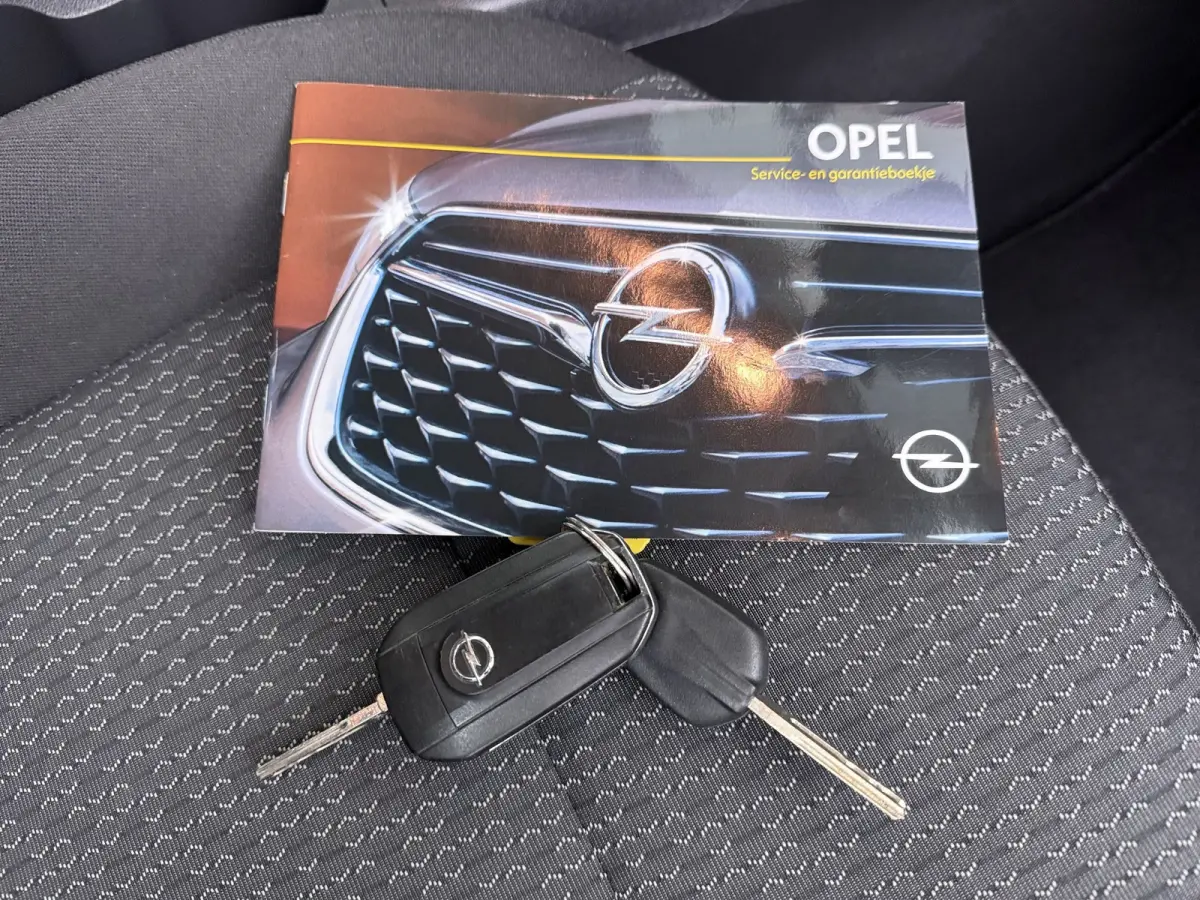 1.2 Turbo Innovation | Airco (handmatig) | Cruise control | LED dagrijverlichting