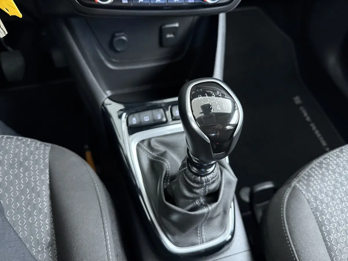 1.2 Turbo Innovation | Airco (handmatig) | Cruise control | LED dagrijverlichting